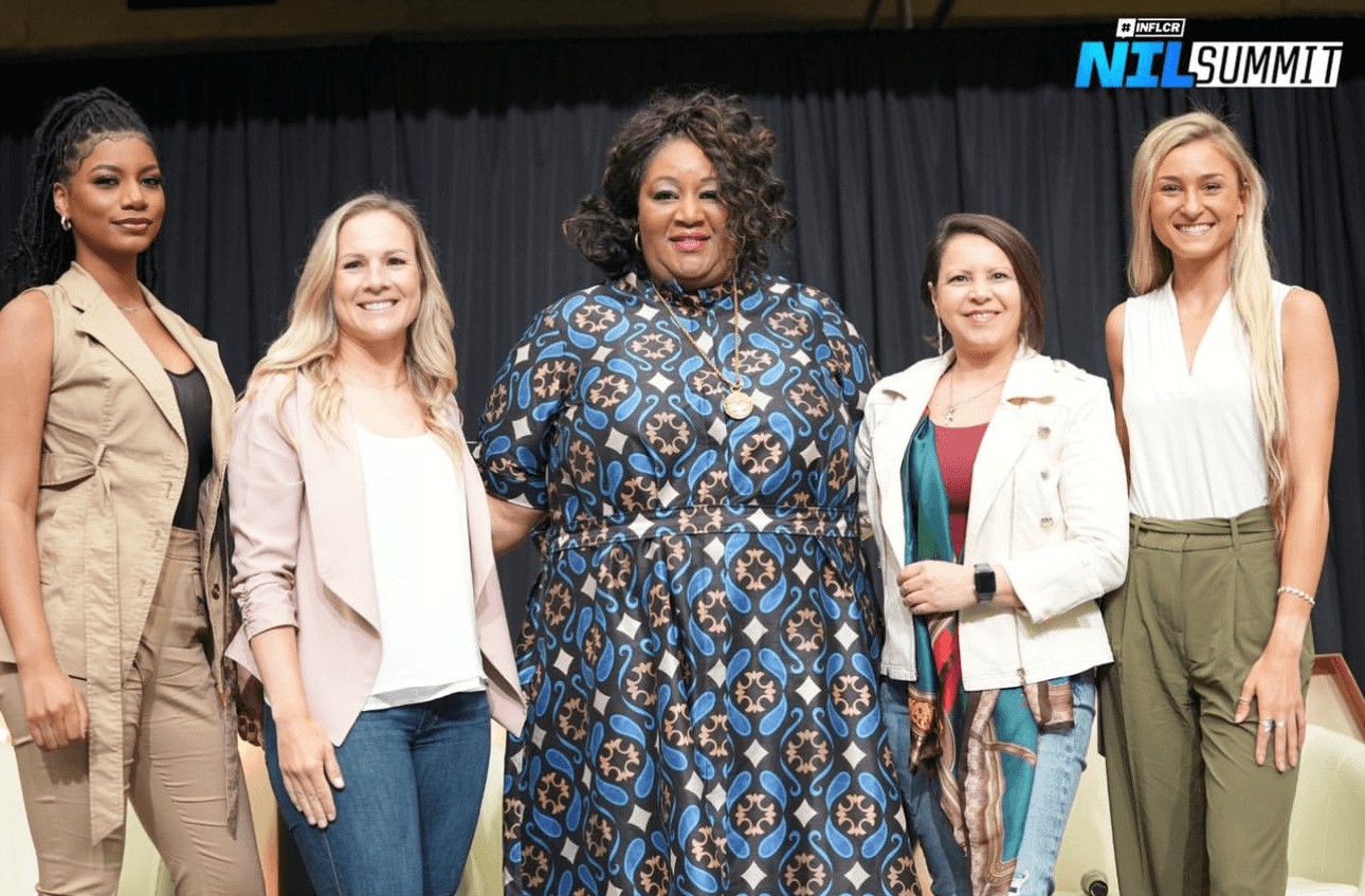 group photo at NIL summit